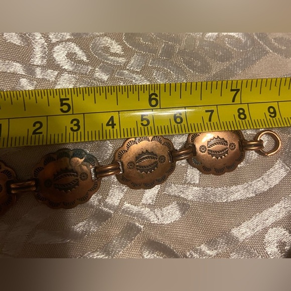 MAKE AN OFFER 🍒 Vintage Copper Concha Panel Bracelet #9197 - Picture 9 of 11
